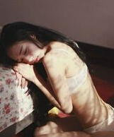 Ů���ӱ�ǿ�������������